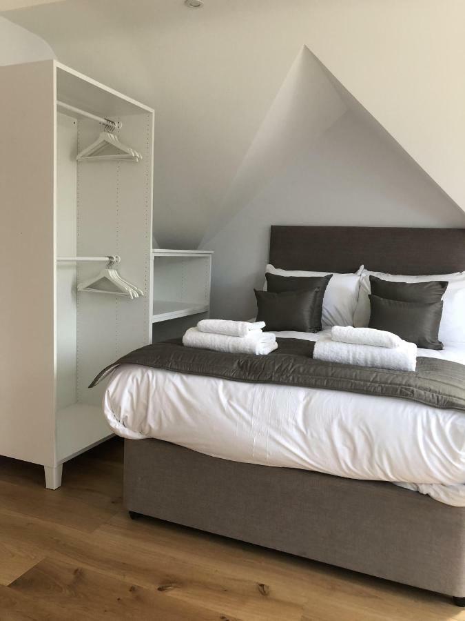 Hamilton Arms Suites Midhurst Bagian luar foto