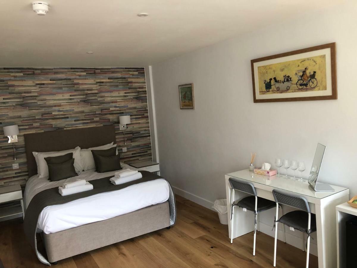 Hamilton Arms Suites Midhurst Ruang foto